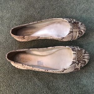 COACH Snakeskin flats Size 8 1/2 B